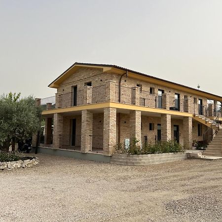 Ll Crinale Village Colli del Tronto Ngoại thất bức ảnh