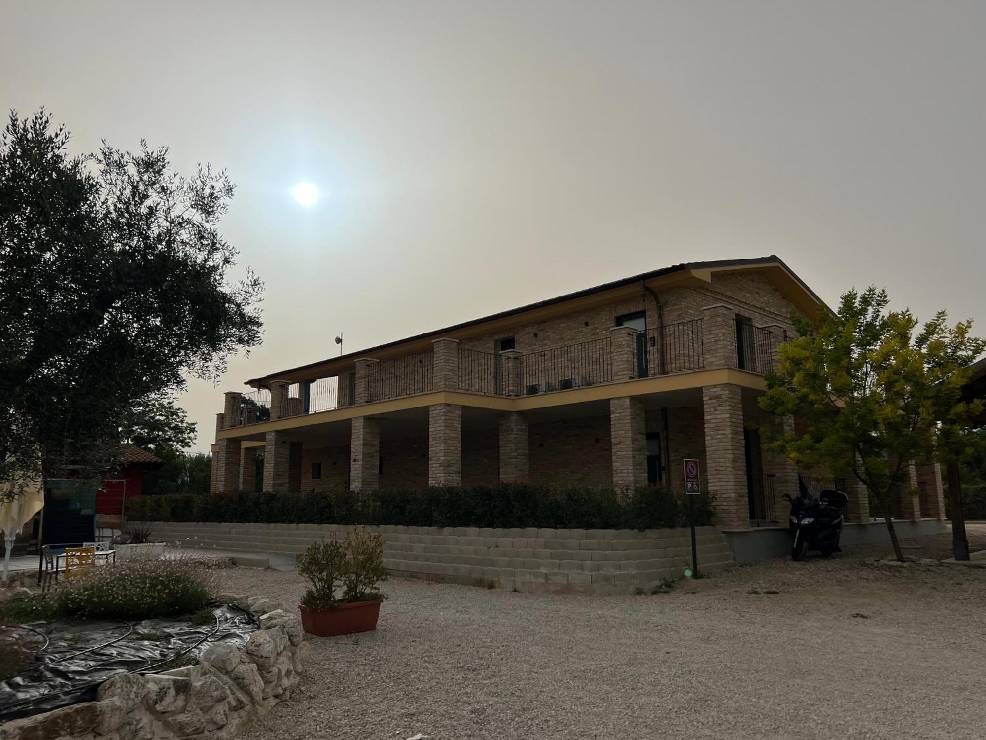 Ll Crinale Village Colli del Tronto Ngoại thất bức ảnh